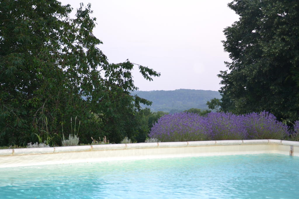 Hotel Les Hautes Sources - Esprit de France à Ménilles Extérieur photo