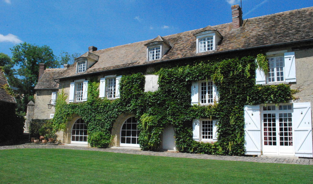 Hotel Les Hautes Sources - Esprit de France à Ménilles Extérieur photo